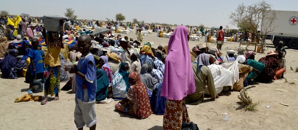Nijer'de evlerini terk etmek zorunda kalan halk - Sputnik Türkiye
