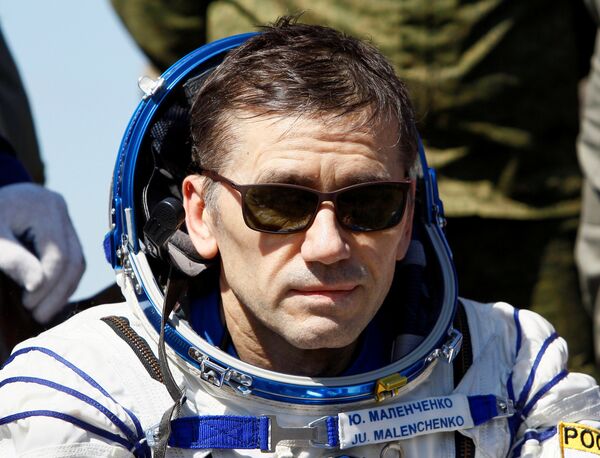 Rus kozmonot Yuri Malençenko - Sputnik Türkiye