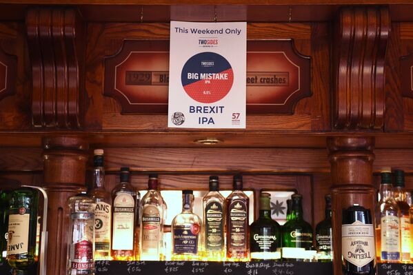 İrlanda’nın başkenti Dublin’de bir bar, Brexit birası yaptı. - Sputnik Türkiye
