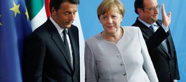 Almanya Başbakanı Angela Merkel, İtalya Başbakanı Matteo Renzi ve Fransa Cumhurbaşkanı Francois Hollande Almanya Başbakanı Angela Merkel, İtalya Başbakanı Matteo Renzi ve Fransa Cumhurbaşkanı Francois Hollande - Sputnik Türkiye