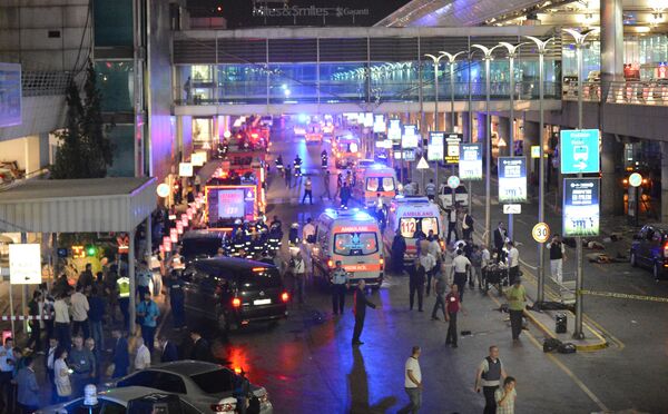 İstanbul Atatürk Havalimanı'na saldırı - Sputnik Türkiye
