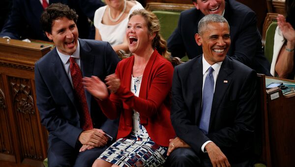 Kanada Başbakanı Justin Trudeau- ABD Başkanı Barack Obama - Sputnik Türkiye