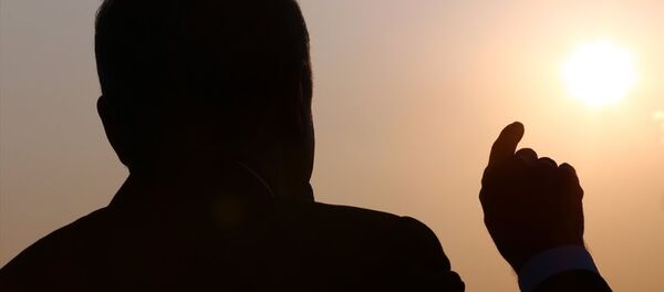 Cumhurbaşkanı Recep Tayyip Erdoğan, Gebze-Orhangazi-İzmir Otoyolu Projesi'nin en büyük ayağını oluşturan Osmangazi Köprüsü'nün Dilovası kesiminde düzenlenen açılış törenine katılarak konuşma yaptı. - Sputnik Türkiye