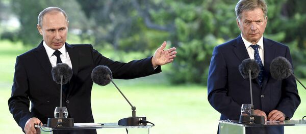 Rusya Devlet Başkanı Vladimir Putin ve Finlandiya Cumhurbaşkanı Sauli Niinistö - Sputnik Türkiye