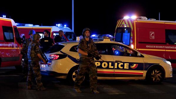 Saldırının ardından Nice polisi alarma geçti. - Sputnik Türkiye