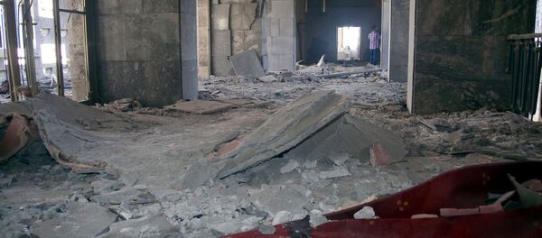 Darbe girişimi sırasında bombalanan TBMM'de en fazla hasar, başbakanlık makamının da bulunduğu 1.kat ile Şeref Holü'nde yaşandı. - Sputnik Türkiye