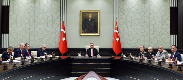 15 Temmuz darbe girişiminin ardından yapılan ilk Milli Güvenlik Kurulu (MGK) sona erdi. - Sputnik Türkiye