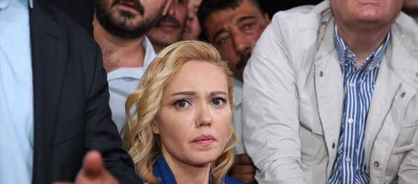 Darbe girişimi - TRT Spikeri Tijen Karakaş - Sputnik Türkiye