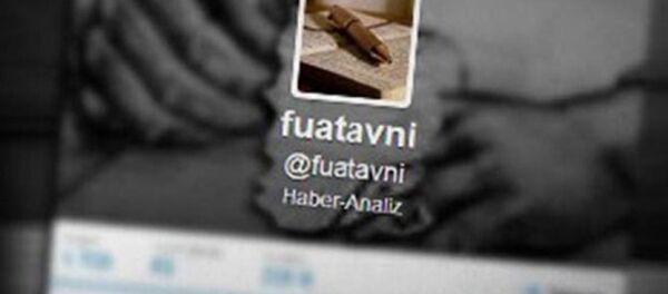 Fuat Avni - Sputnik Türkiye