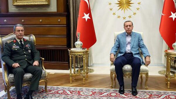 Cumhurbaşkanı Recep Tayyip Erdoğan ve Genelkurmay Başkanı Hulusi Akar - Sputnik Türkiye