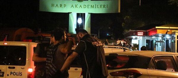 Harp Akademileri'ne operasyon - Sputnik Türkiye