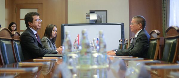 Türkiye Ekonomi Bakanı Nihat Zeybekci- Rusya Ekonomik Kalkınma Bakanı Aleksey Ulyukayev - Sputnik Türkiye