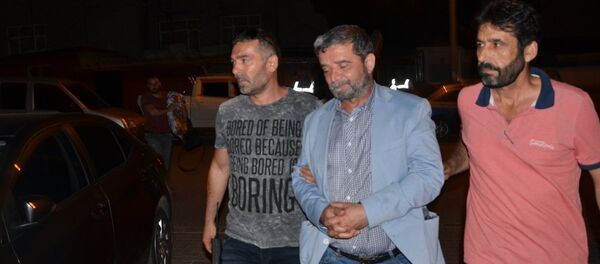 Mümtazer Türköne - Sputnik Türkiye