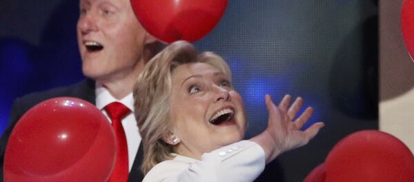 Hillary Clinton - Bill Clinton - Sputnik Türkiye