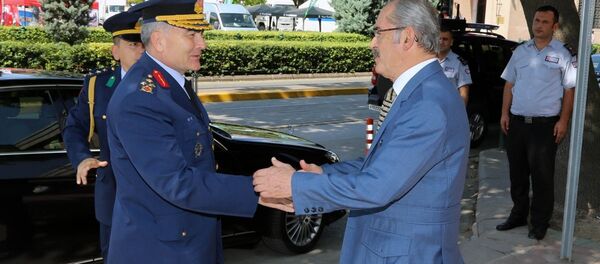 Mehmet Şanver - Yılmaz Büyükerşen - Sputnik Türkiye