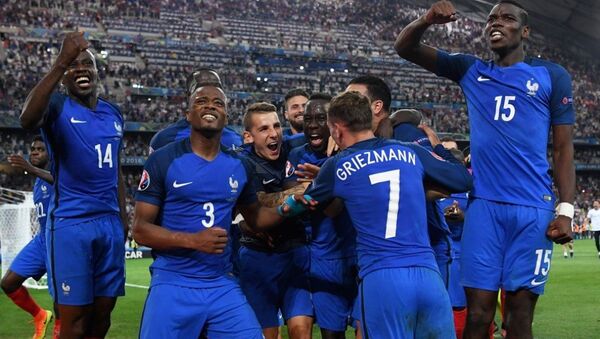 Ev sahibi Fransa, EURO 2016 finaline adını yazdırdı. - Sputnik Türkiye