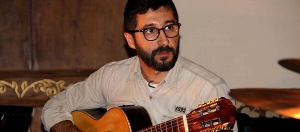 Ermeni gitar Eğitmeni Ari Hergel - Sputnik Türkiye