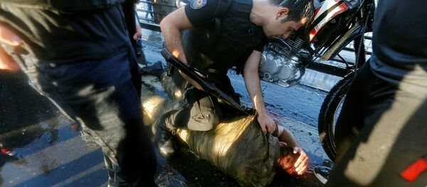 Darbe girişimi / Boğaziçi Köprüsü - Sputnik Türkiye