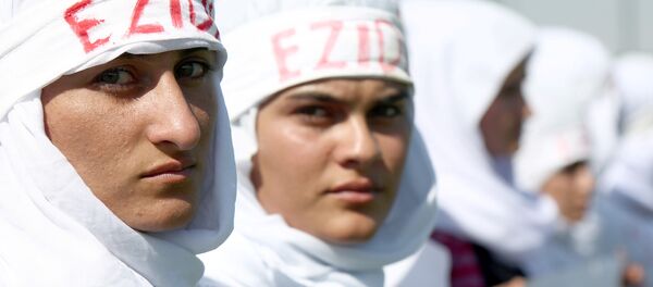 Ezidi kadınlar - Sputnik Türkiye