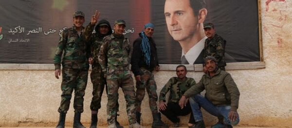 Esad tarafından affedilen Suriyeli muhalifler - Sputnik Türkiye