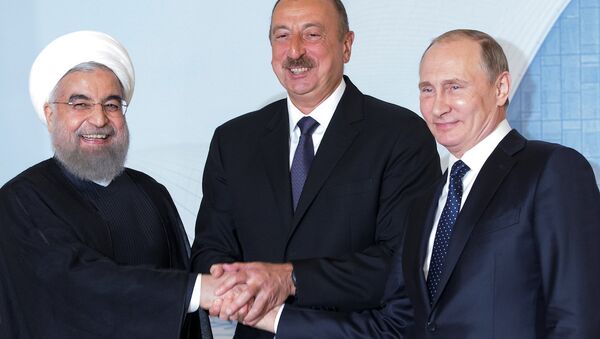 İran Cumhurbaşkanı Hasan Ruhani, Azerbaycan Cumhurbaşkanı İlham Aliyev ve Rusya Devlet Başkanı Vladimir Putin - Sputnik Türkiye