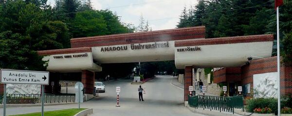 Anadolu Üniversitesi Rektörlük - Sputnik Türkiye