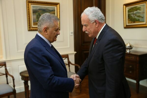 Türkiye Başbakanı Binali Yıldırım, Filistin Dışişleri Bakanı Riyad Maliki'yi Çankaya Köşkü'nde kabul etti. - Sputnik Türkiye