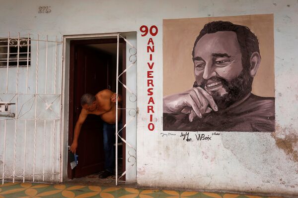 Fidel Castro 90 yaşında - Sputnik Türkiye