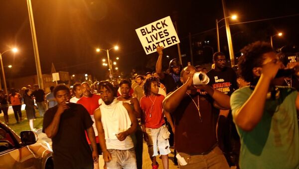 ABD'nin Wisconsin eyaletine bağlı Milwaukee kentindeki polis şiddeti protesto edildi - Sputnik Türkiye