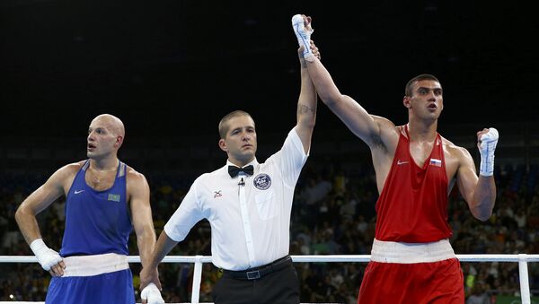 Son olarak Rus güreşçi Davit Çakvetadze erkekler 85 kiloda, boksör Yevgeniy Tişenko ise erkekler 91 kiloda altın madalya kazandı. - Sputnik Türkiye