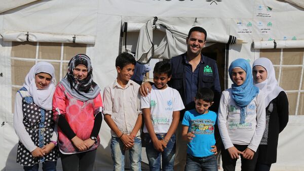 Suriyeli çocuklar gelecekte gazeteci olmak istiyor - Sputnik Türkiye