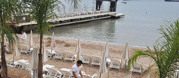 Fransa'da tesettür mayosu yasağı büyüyor - Sputnik Türkiye