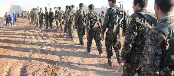 Suriye ordusu, YPG'yi havadan savaş uçaklarıyla bombaladı Suriye ordusu, YPG'yi havadan savaş uçaklarıyla bombaladı - Sputnik Türkiye