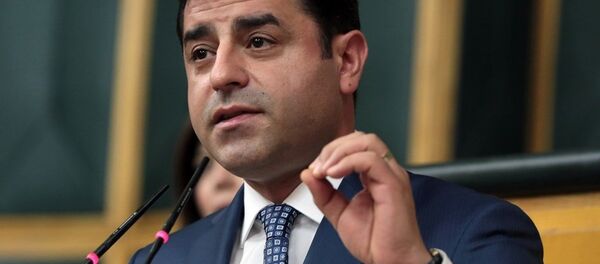 HDP Eş Genel Başkanı Selahattin Demirtaş - Sputnik Türkiye