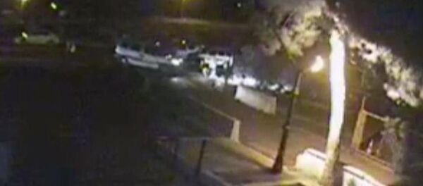 İzmir Valiliğini kuşatmak isteyen darbecilerin görüntüleri çıktı - Sputnik Türkiye