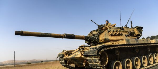 Fırat Kalkanı operasyonunda görev yapan Türk tankları - Sputnik Türkiye