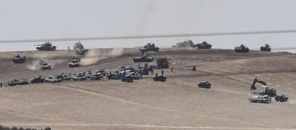 Türkiye-Suriye sınırına 3 km mesafedeki Keklice IŞİD'in elinden alındı. - Sputnik Türkiye