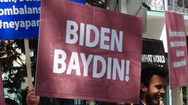 Joe Biden protesto - Sputnik Türkiye