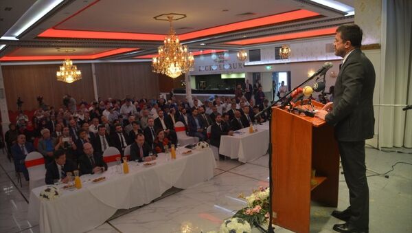 Ekonomi Bakanı Nihat Zeybekci, Lahey'de, Avrupalı Türk Demokratlar Birliği (UETD) programında konuşma yaptı - Sputnik Türkiye