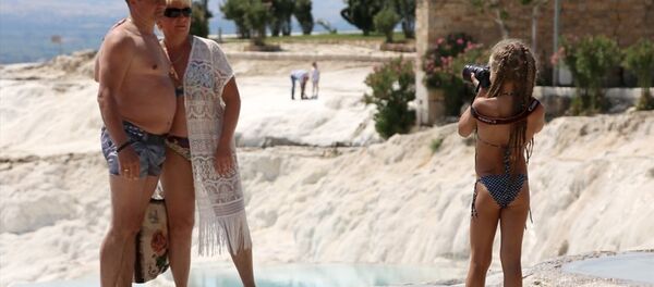Pamukkale'ye Rus turist bekleniyor. - Sputnik Türkiye