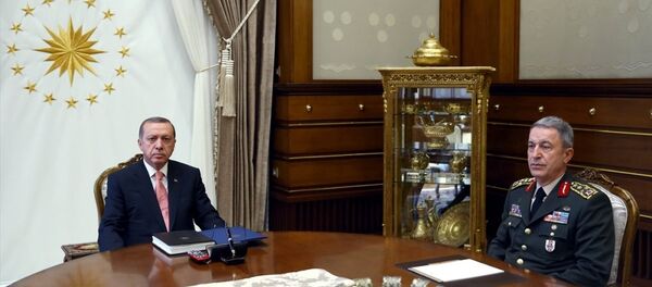 Cumhurbaşkanı Erdoğan,Cumhurbaşkanlığı Külliyesi'ndeGenelkurmay Başkanı Akar'ı kabul etti. - Sputnik Türkiye