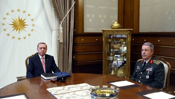 Cumhurbaşkanı Erdoğan,Cumhurbaşkanlığı Külliyesi'ndeGenelkurmay Başkanı Akar'ı kabul etti. - Sputnik Türkiye