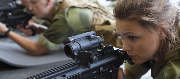 Norveç, kadınlara askerlik zorunluluğu getiren ilk NATO ülkesi oldu - Sputnik Türkiye