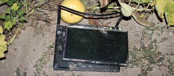 Akıncı Üssü yanındaki tarlada kırılmış 3 bilgisayar bulundu - Sputnik Türkiye