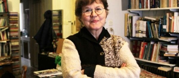 Dilbilimci Necmiye Alpay - Sputnik Türkiye