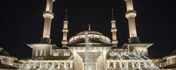 Cumhurbaşkanlığı Külliyesi'ndeki Beştepe Millet Camii - Sputnik Türkiye