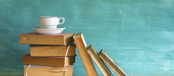 Kitap ve kahve. - Sputnik Türkiye