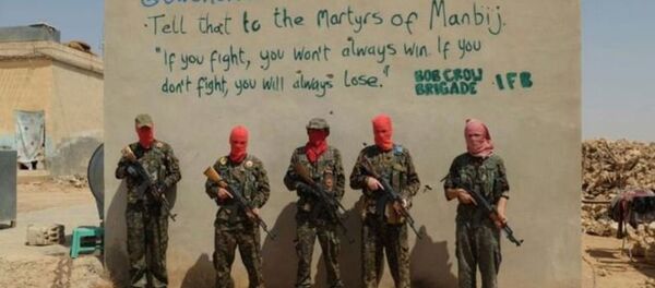 Bob Crow YPG - Sputnik Türkiye