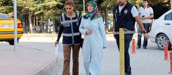 FETÖ'nün kadın yapılanmasına operasyon - Sputnik Türkiye