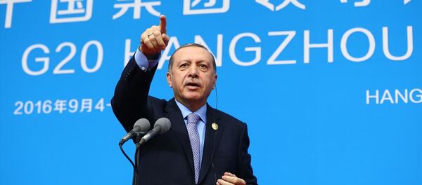 Cumhurbaşkanı Recep Tayyip Erdoğan, G20 Liderler Zirvesi için bulunduğu Çin'in Hangzhou kentinde basın toplantısı düzenledi. - Sputnik Türkiye